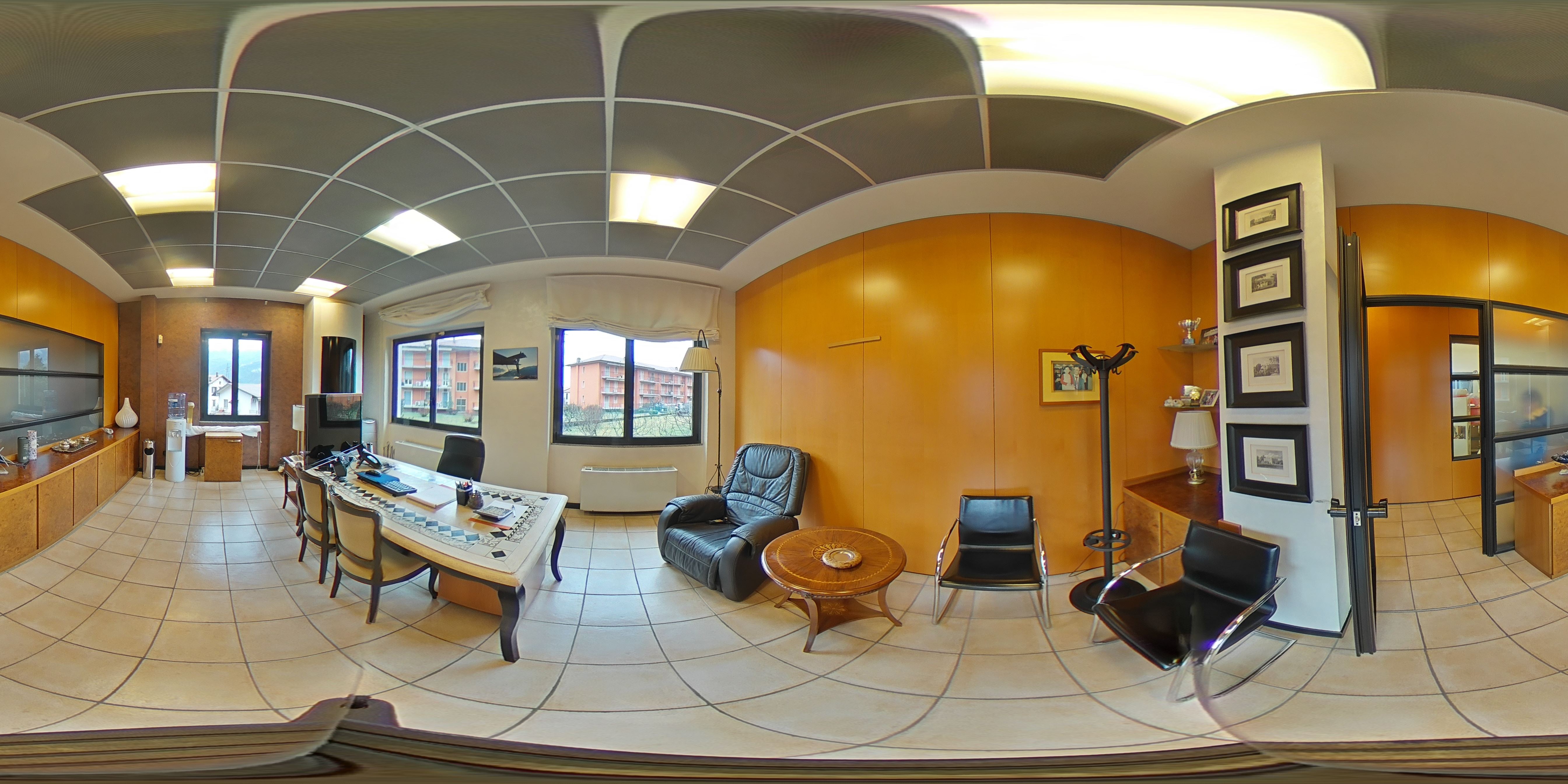 Capannone in Vendita Pescate