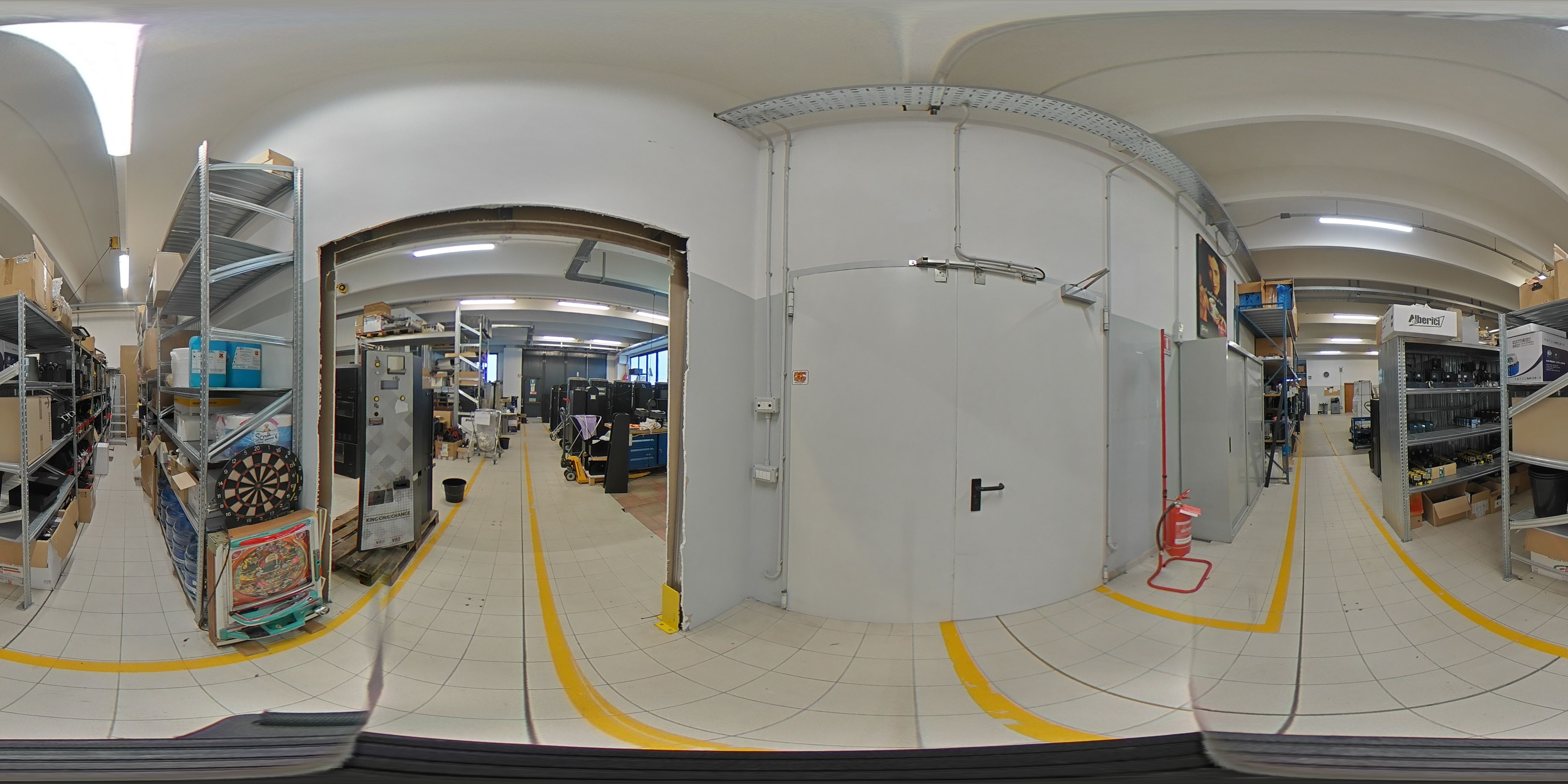 Capannone in Vendita Pescate