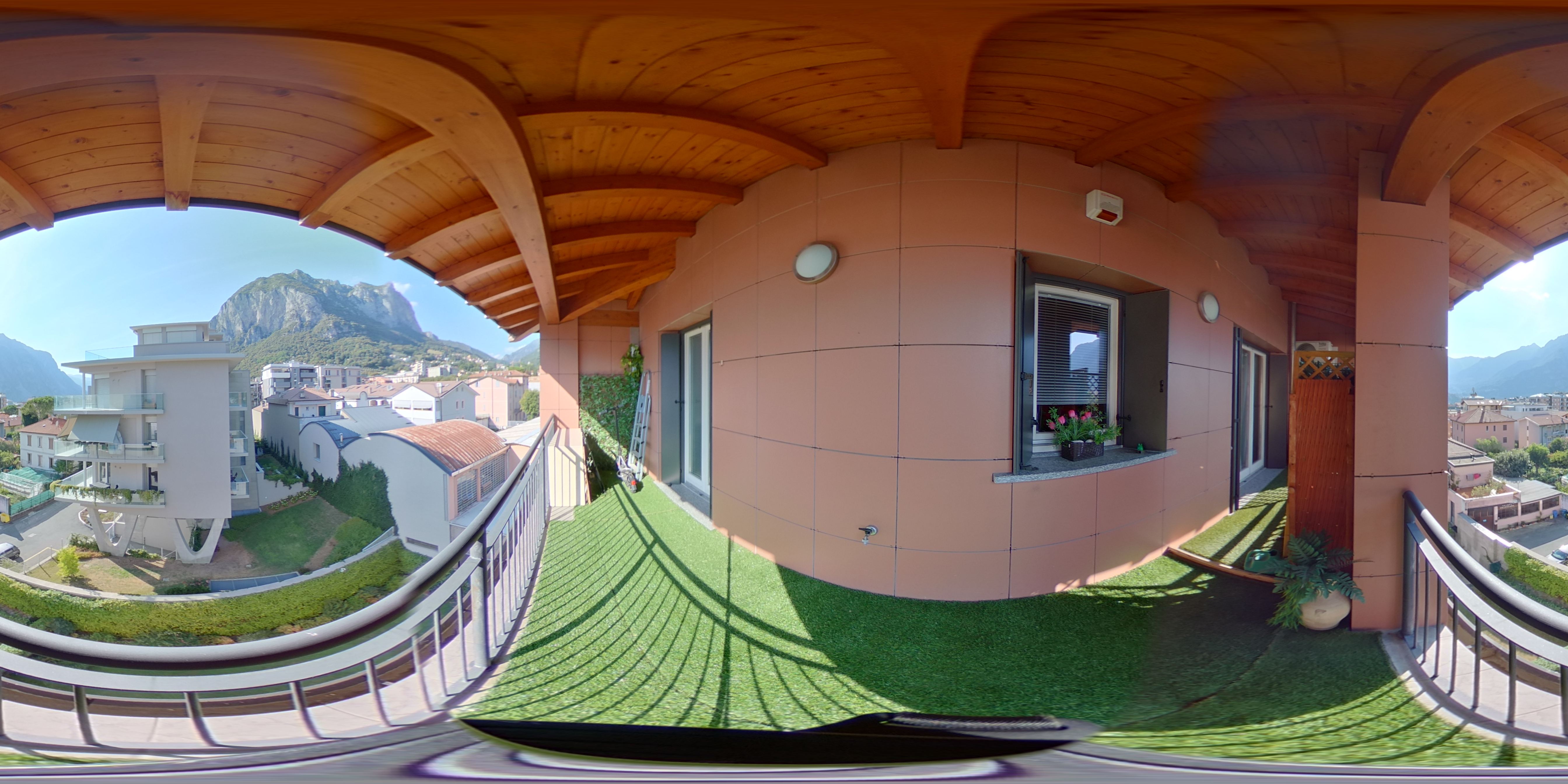Attico in Vendita Lecco