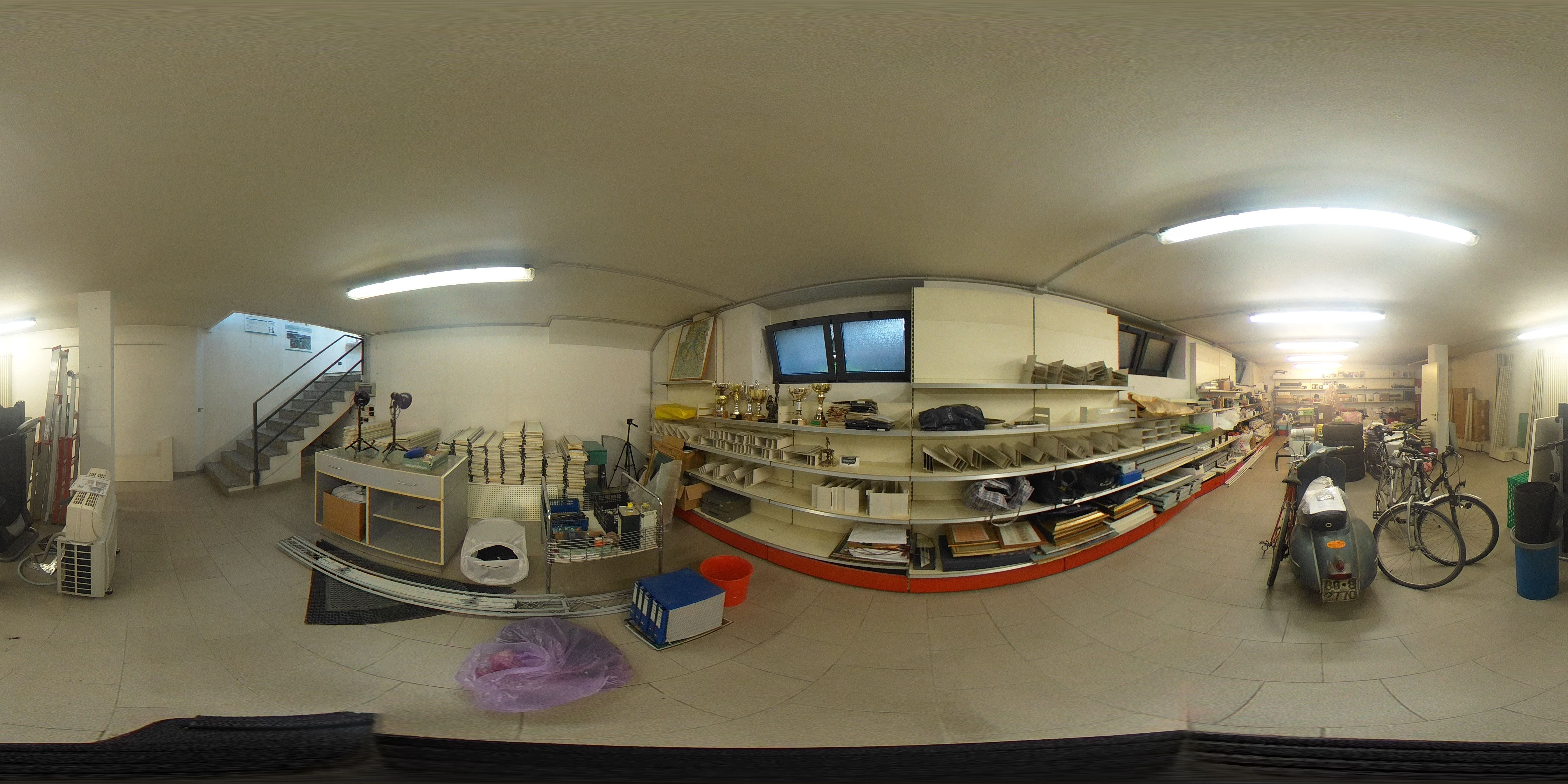 Negozio in Vendita Lecco