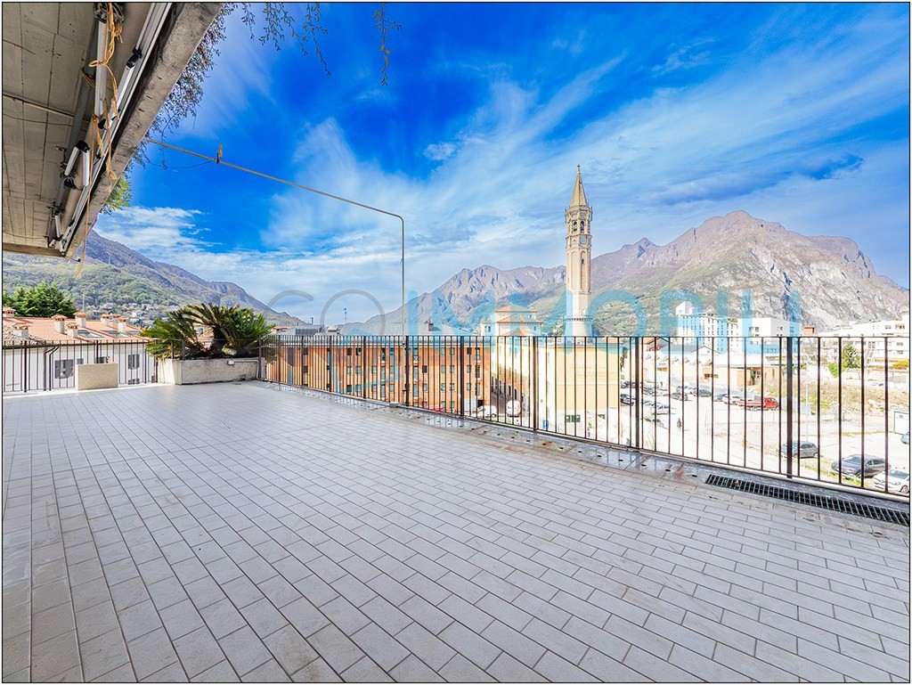 LA CASA CHE ABITI DENTRO E FUORI