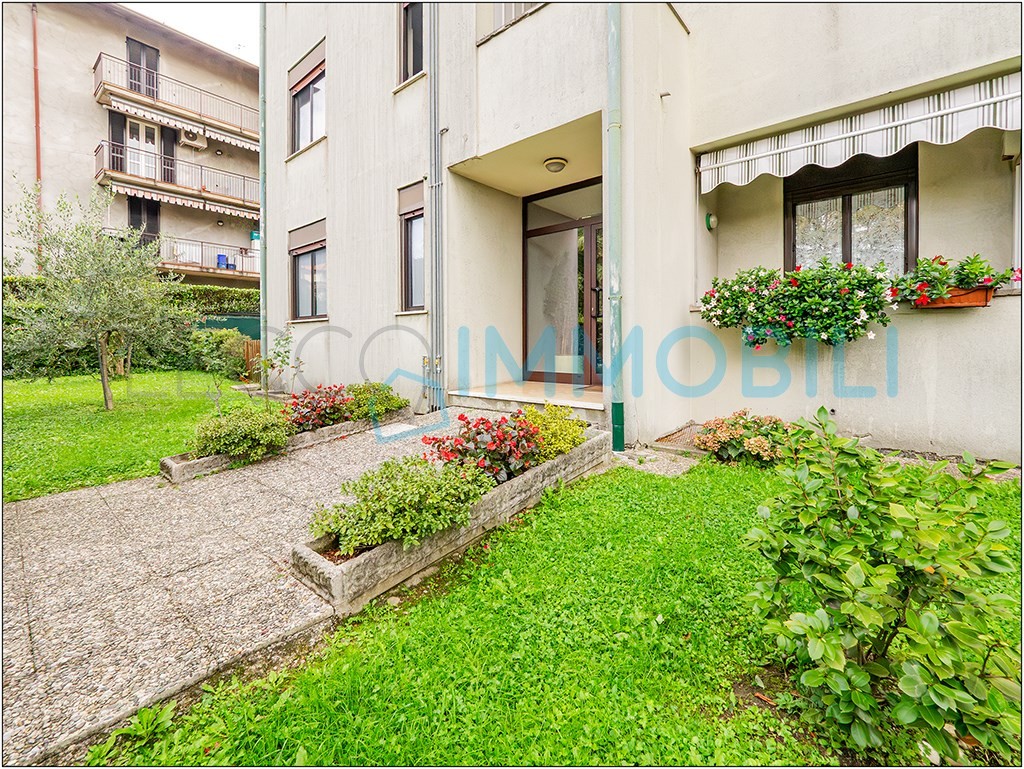 LA CASA PER LA TUA FAMIGLIA