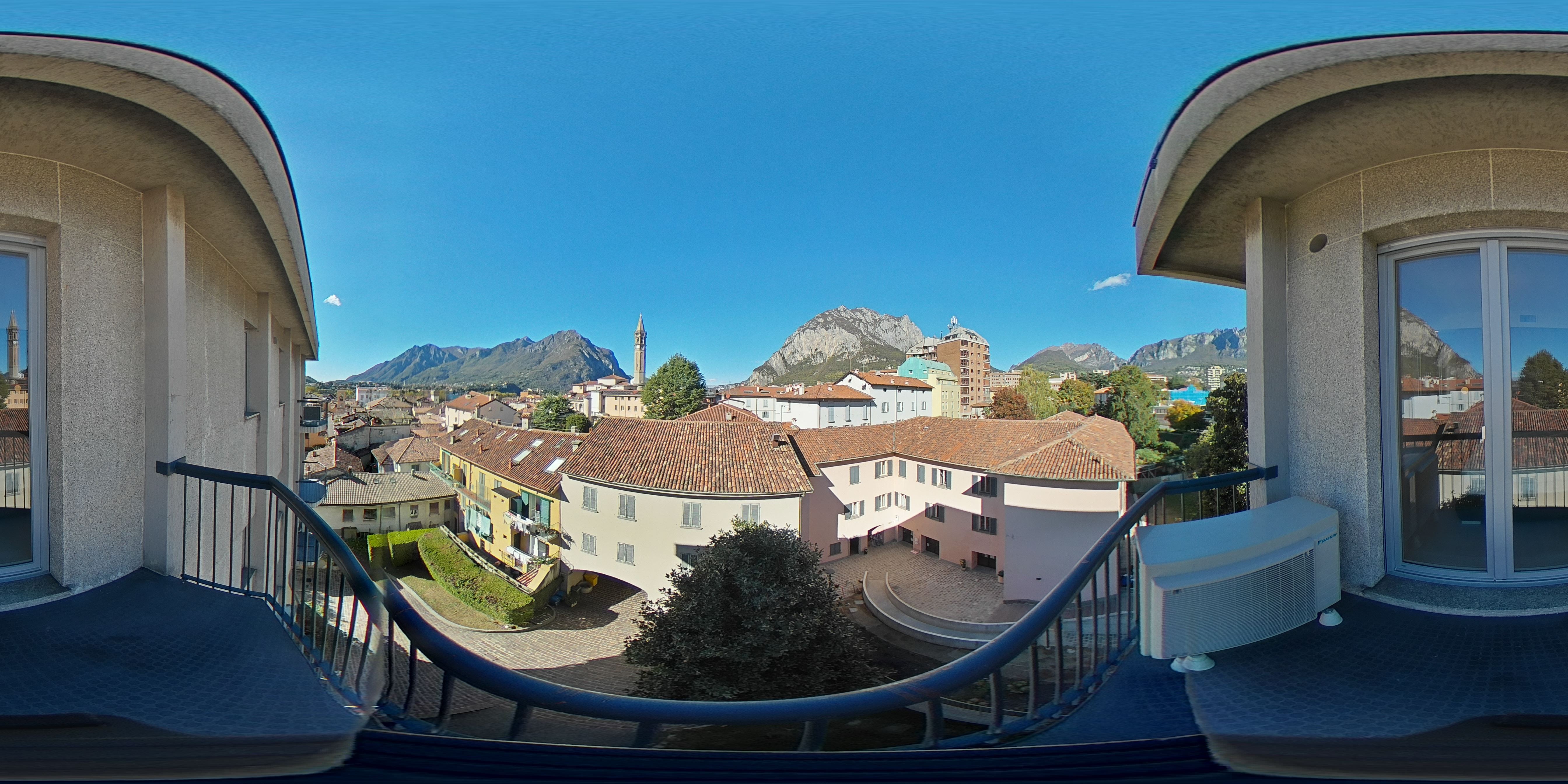 Balcone con accesso dalla camera matrimoniale